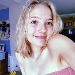 Meet your Posher, Annie